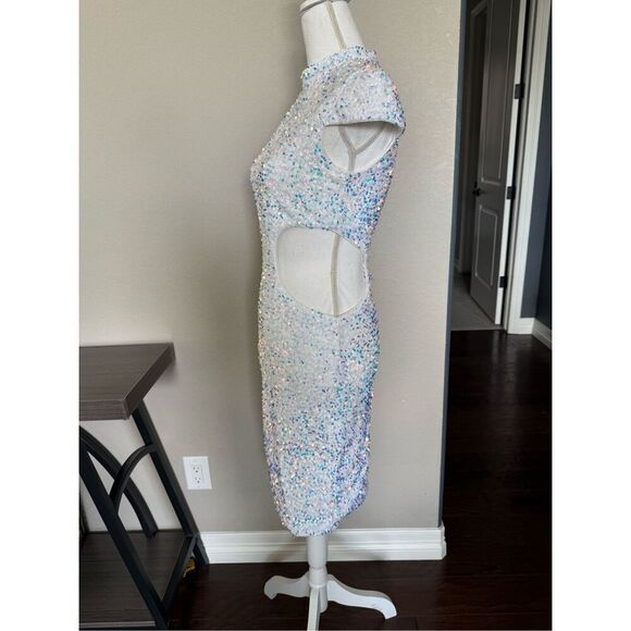 White Sequin Cap Sleep Tummy Side Peekaboo Slit Party Dress Medium - Picture 3 of 6